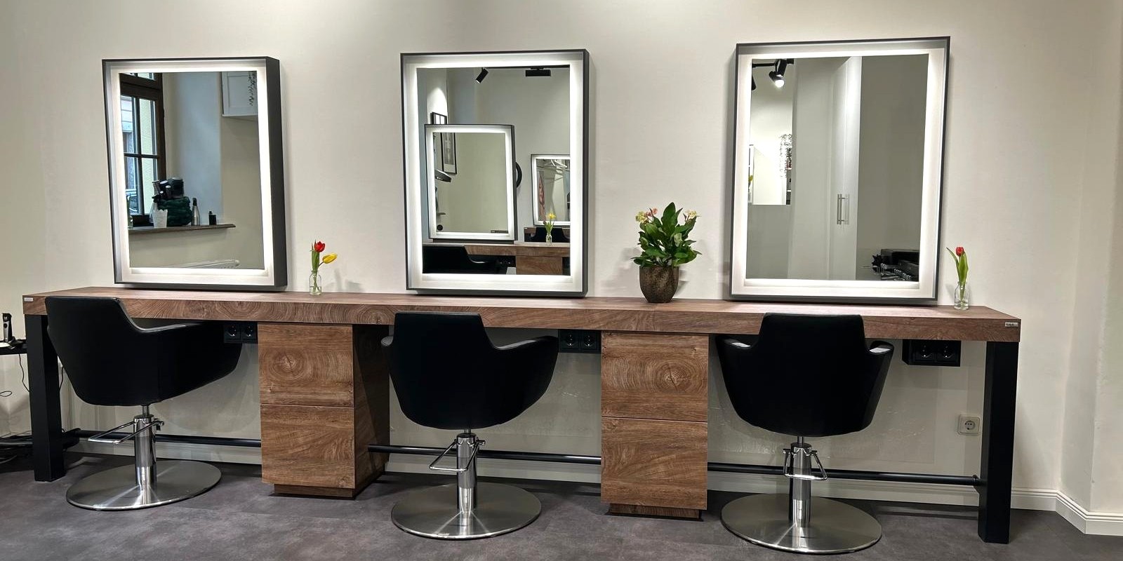 Frisierplätze Kö5 Friseure